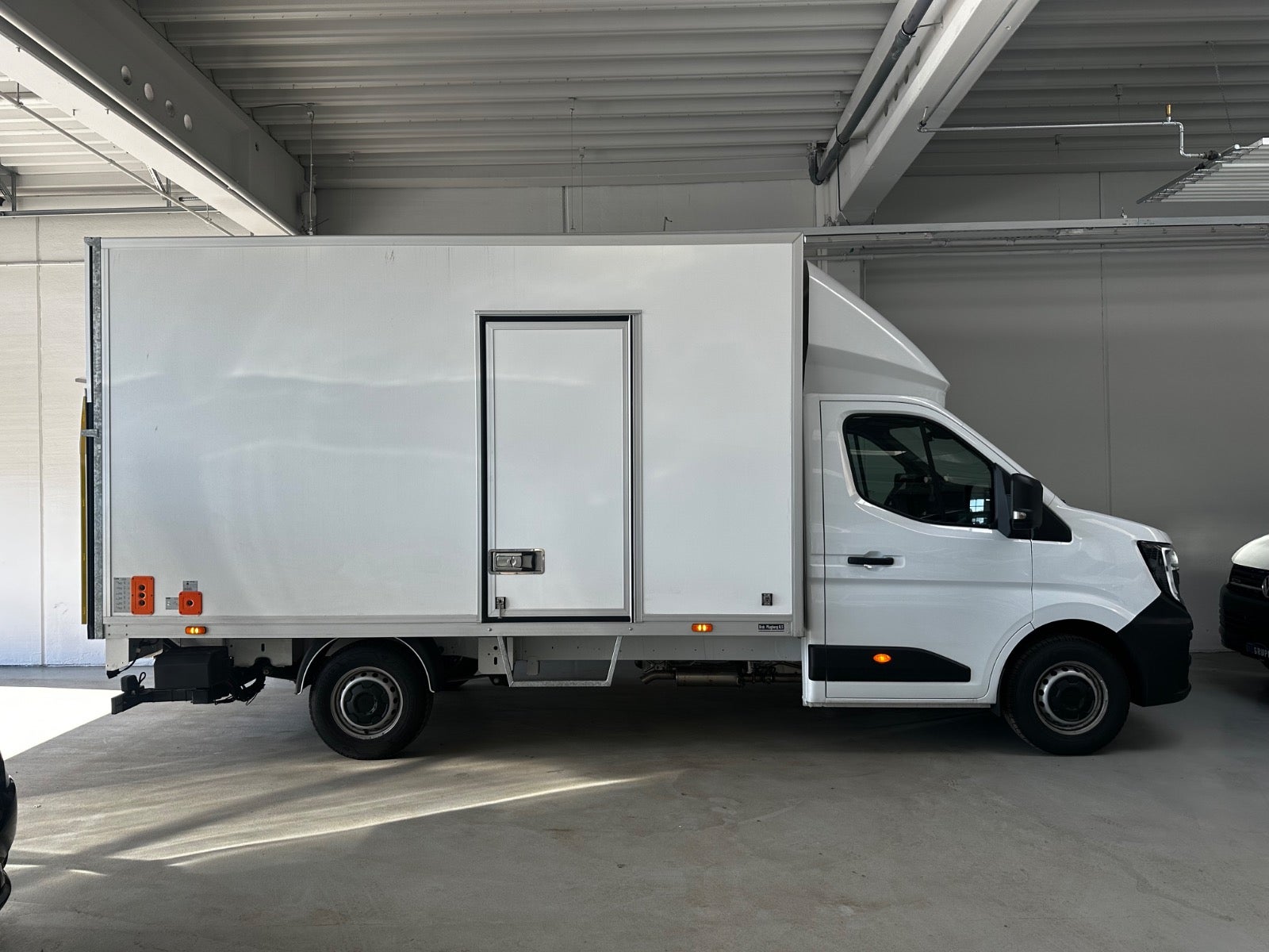 Billede af Renault Master V T35 2,0 dCi 170 L3 Chassis Tekno aut.