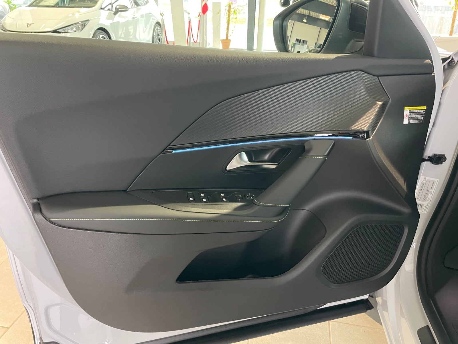 Billede af Peugeot e-2008 54 GT