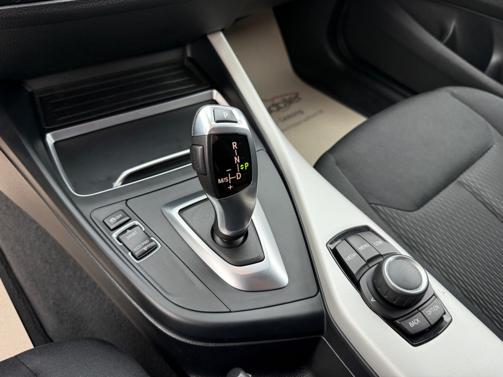 BMW 118i Connected aut.