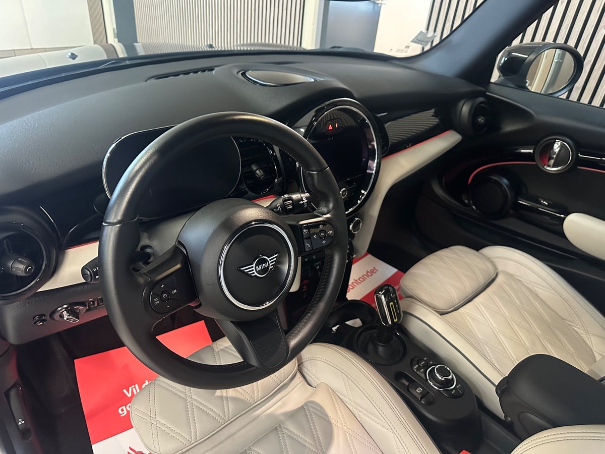 MINI Cooper SE Edition Premium Plus