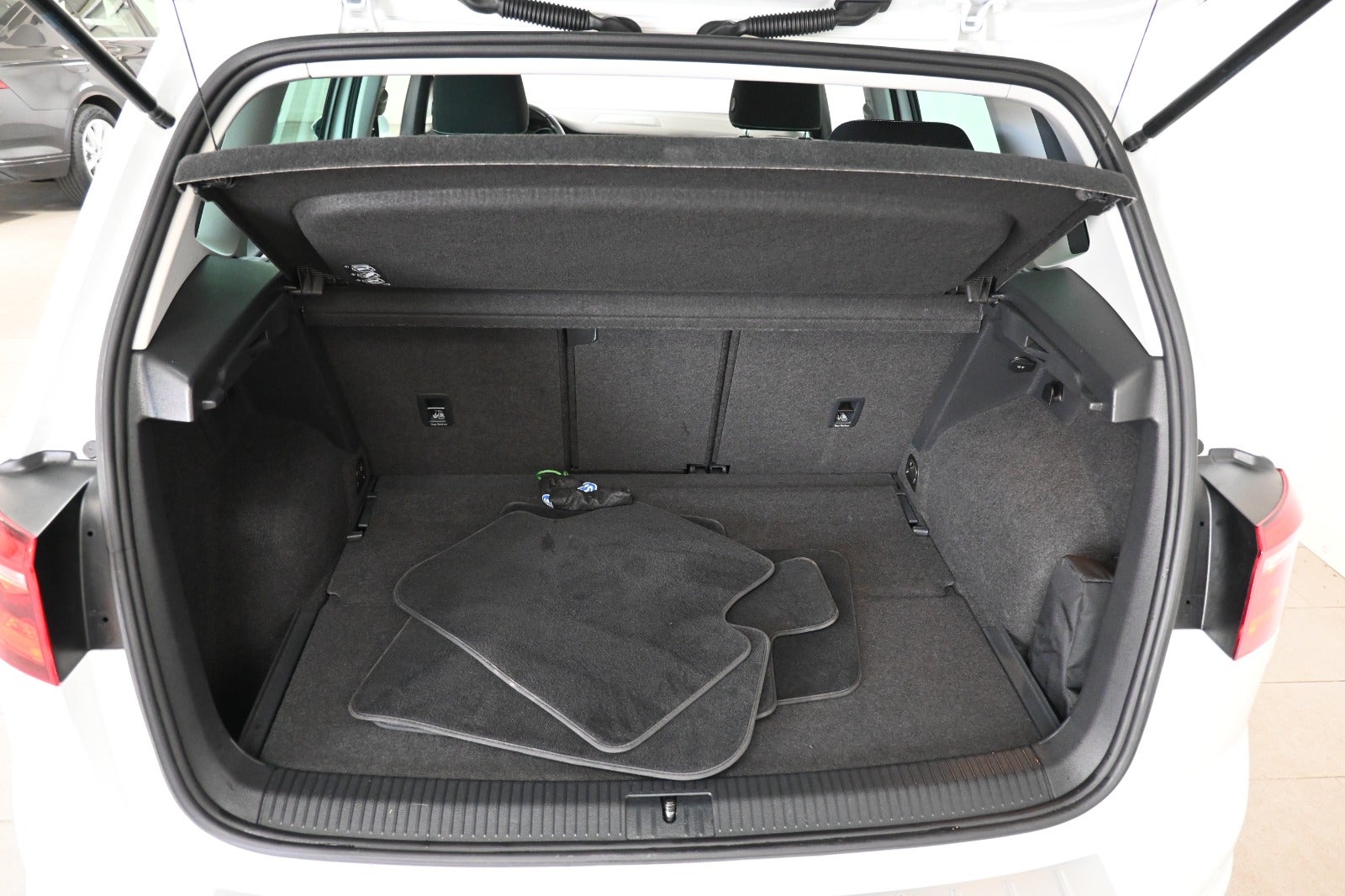 VW Golf Sportsvan TSi 150 R-line DSG BMT