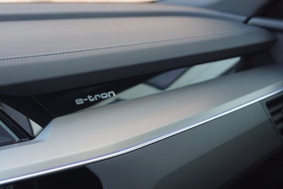 Audi e-tron S quattro