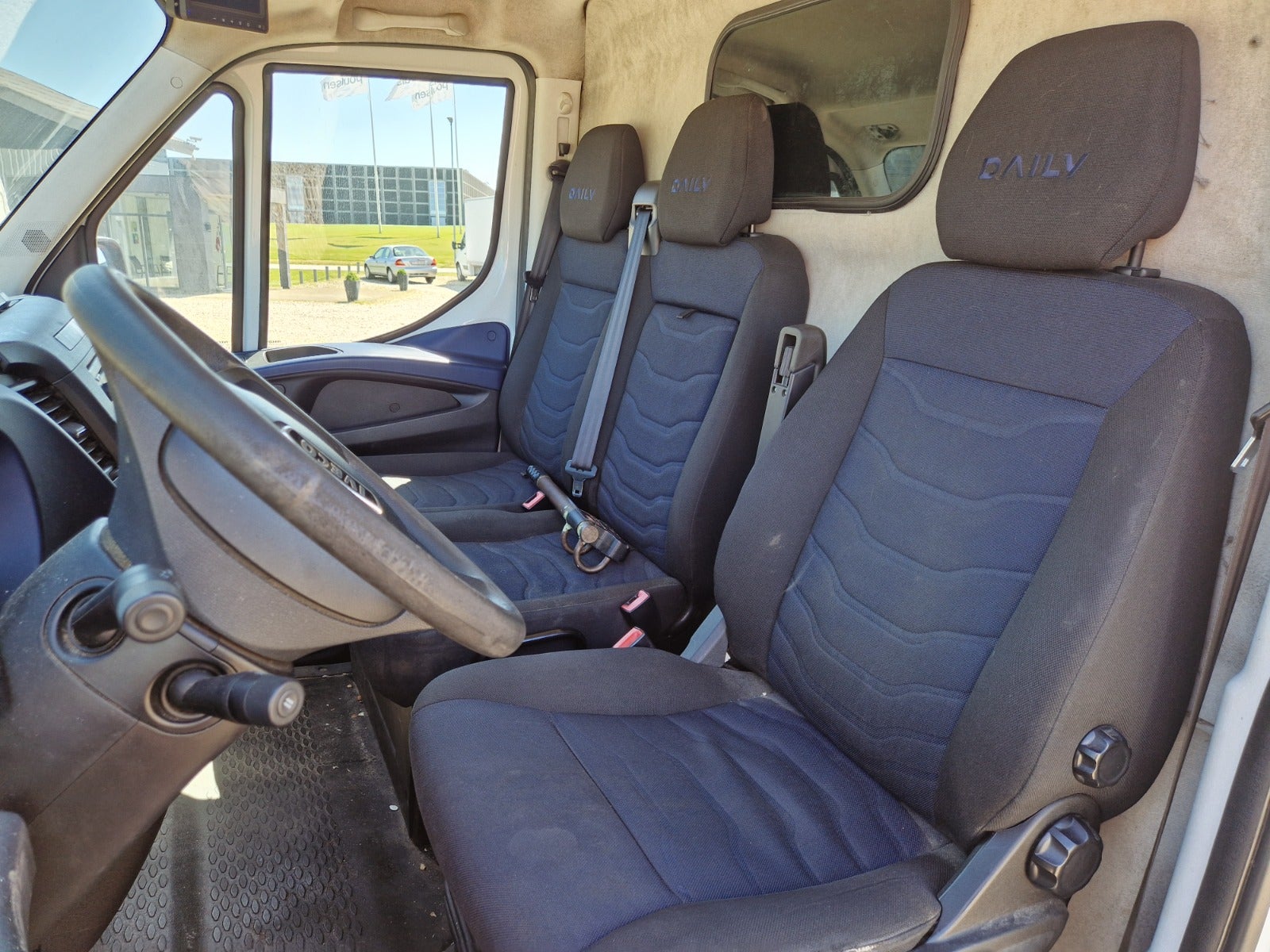 Billede af Iveco Daily 2,3 35S14 12m³ Van AG8