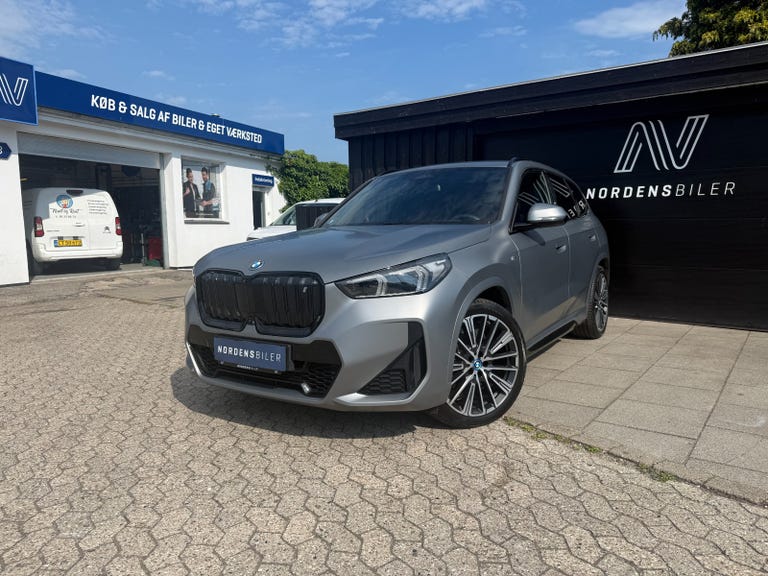 BMW iX1 xDrive30 Fully Charged M-Sport