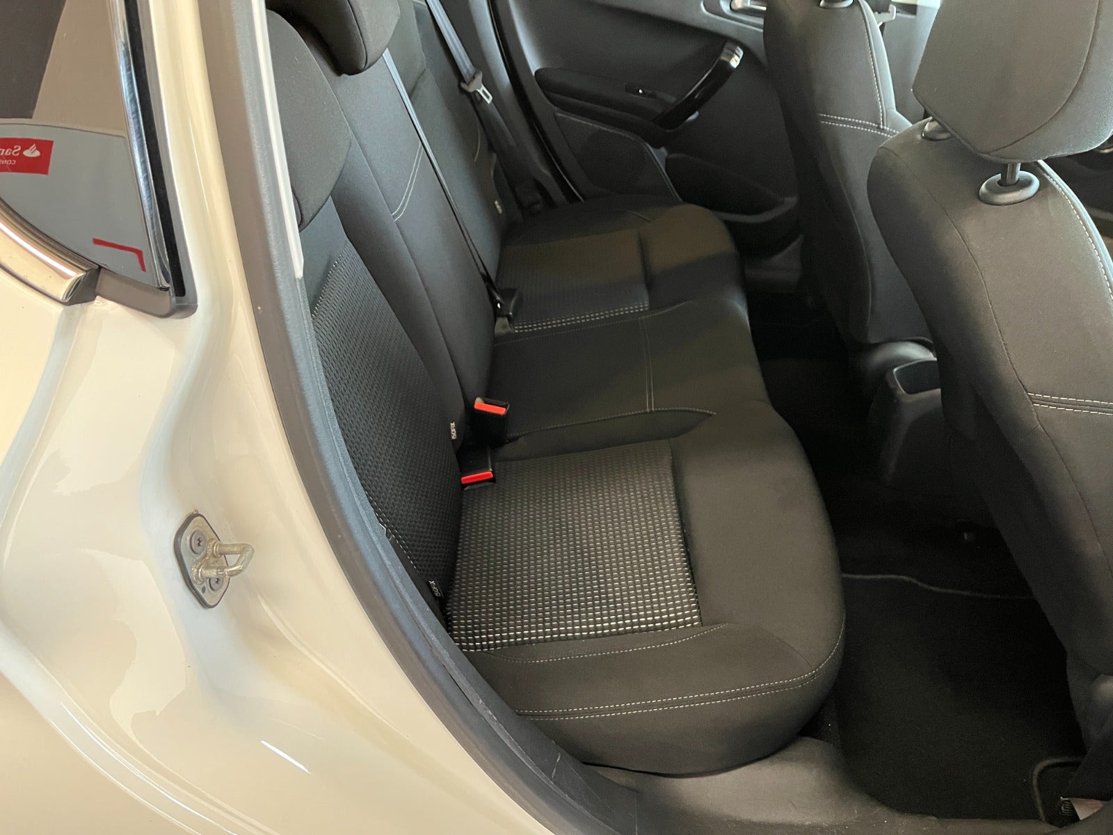 Billede af Peugeot 208 1,2 PureTech 82 Allure Sky