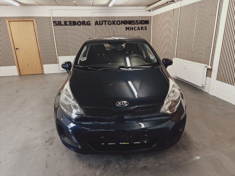 Kia Rio CVVT Active