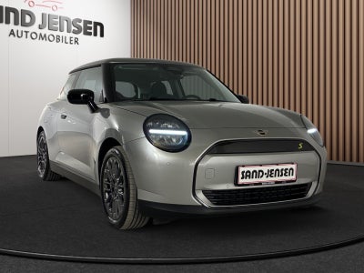 MINI Cooper SE Essential Trim