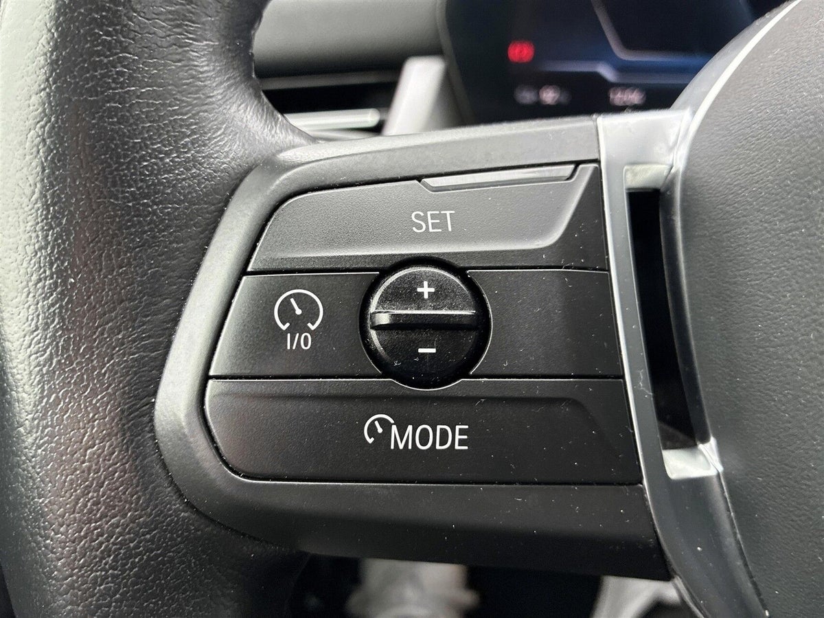 BMW iX1 xDrive30 billede 21