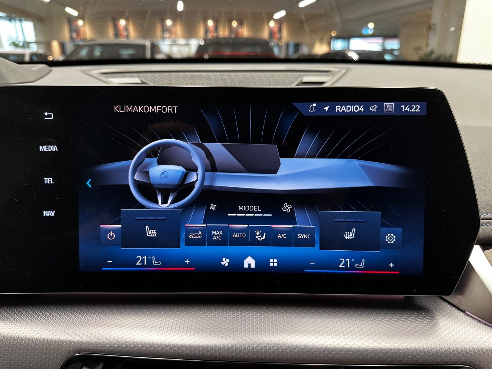 Billede af BMW iX1  eDrive20 Fully Charged M-Sport