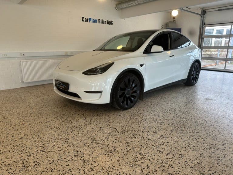 Tesla Model Y Performance AWD