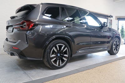 BMW iX3 Charged M-Sport