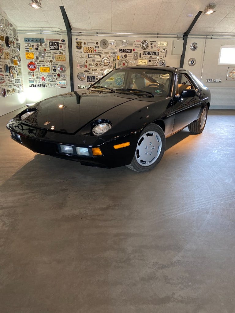 Porsche 928 S