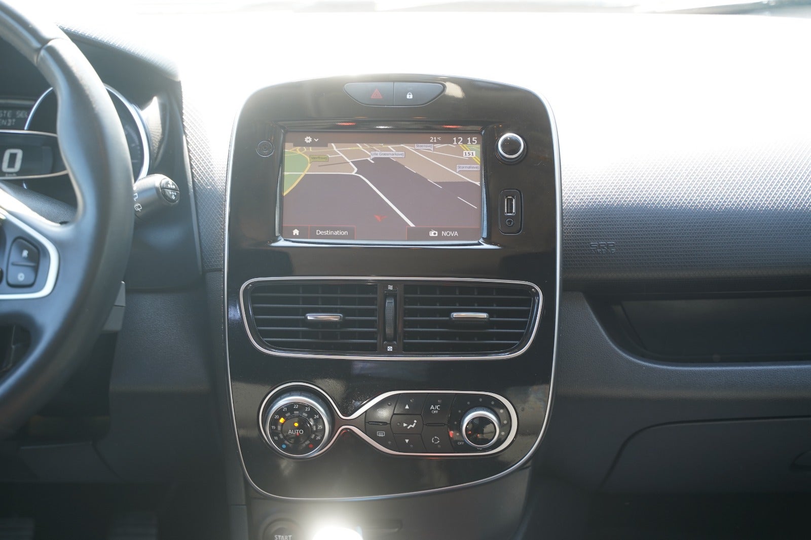 Billede af Renault Clio IV 1,5 dCi 90 Limited Sport Tourer