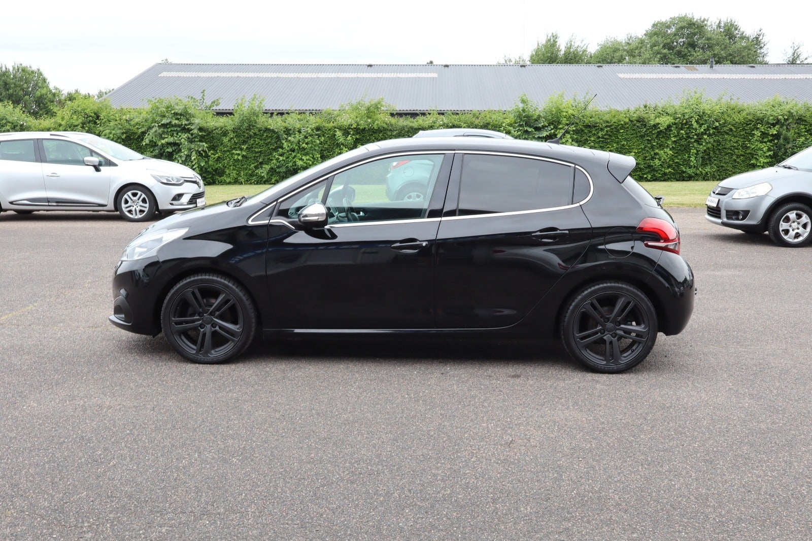 Billede af Peugeot 208 1,5 BlueHDi 100 Allure Sky