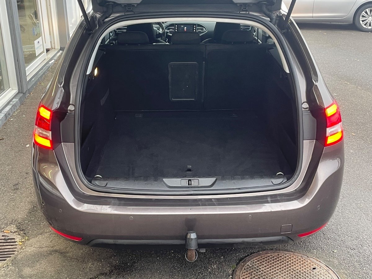 Billede af Peugeot 308 1,6 BlueHDi 120 Style SW