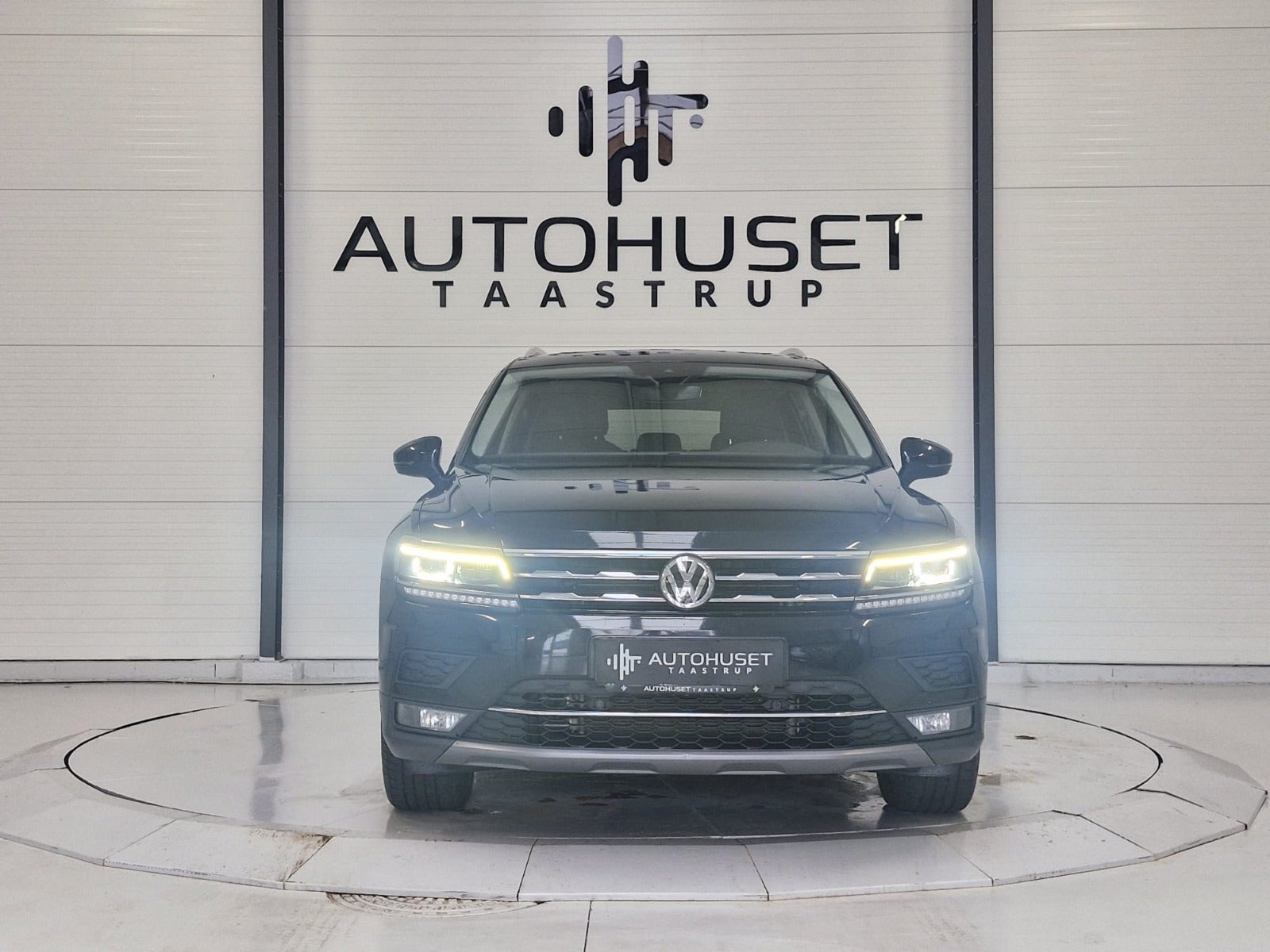 Billede af VW Tiguan Allspace 2,0 TSi 220 Highline DSG 4Motion 7prs