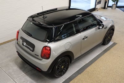MINI Cooper SE Classic Trim