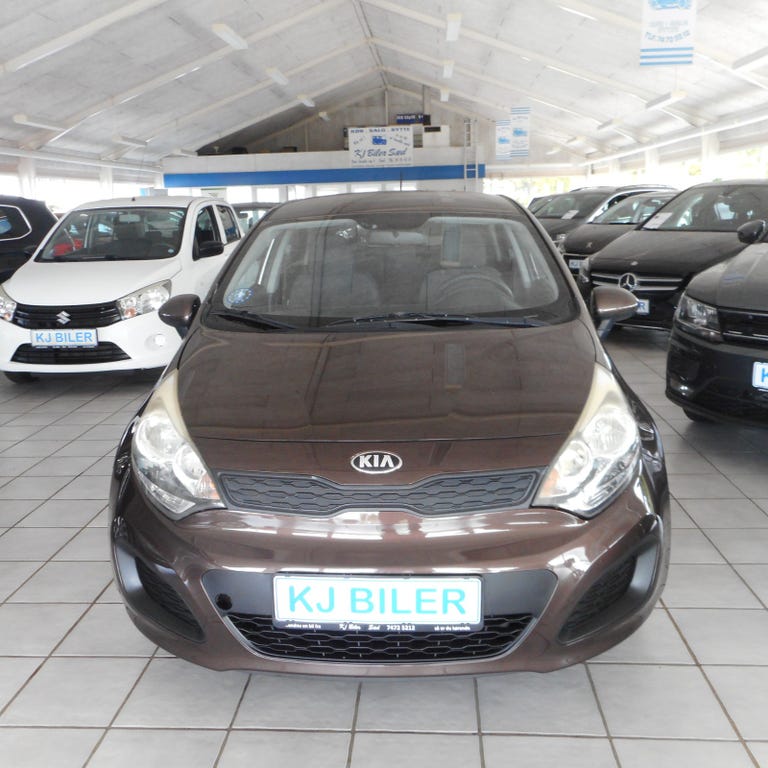 Kia Rio CVVT Active