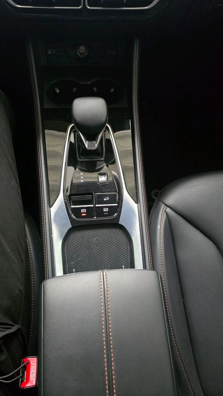 MG HS PHEV Luxury
