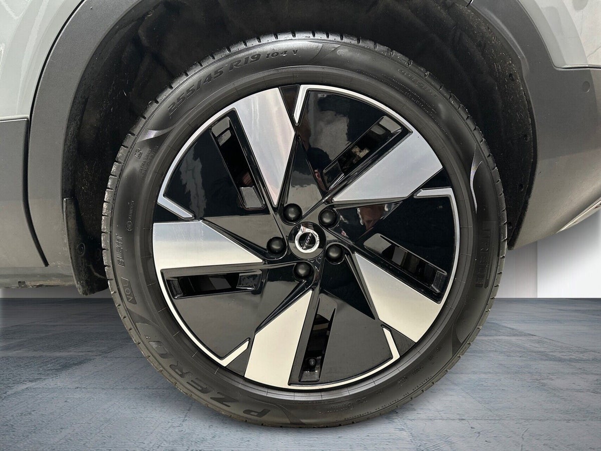 Volvo EX40 Extended Range Core billede 9