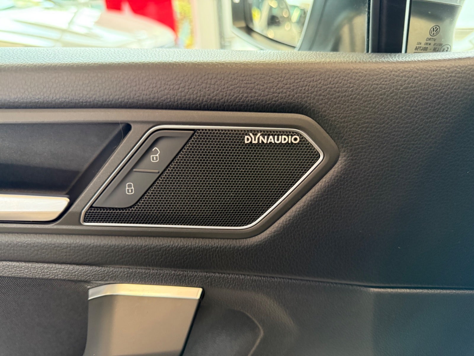 Billede af VW Tiguan Allspace 2,0 TDi 240 R-line DSG 4Motion 7prs