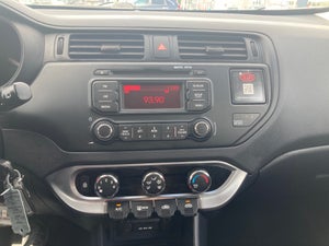 Kia Rio CVVT Active