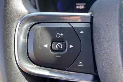 Volvo XC40 P6 ReCharge Core