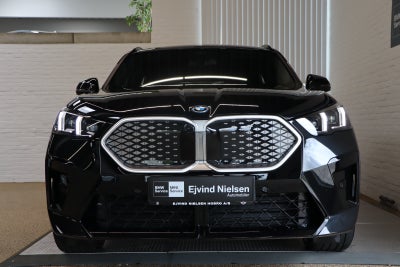 BMW iX2 eDrive20 Fully Charged M-Sport
