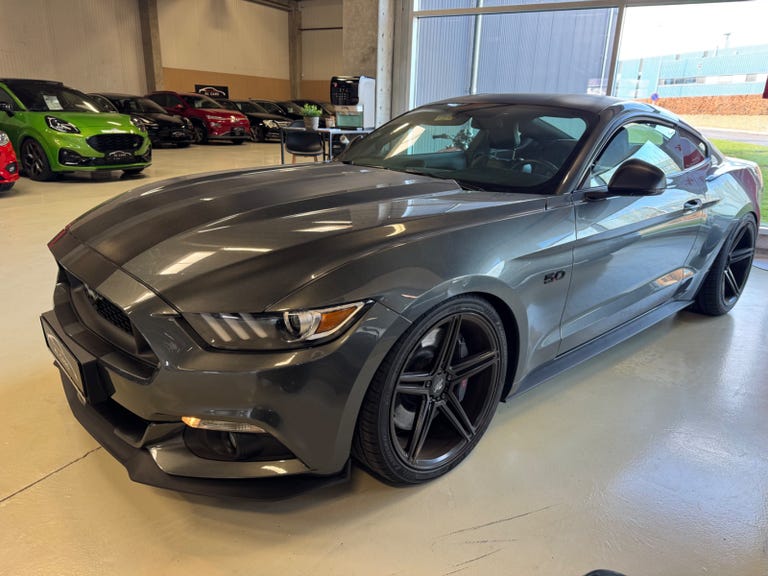 Ford Mustang V8 GT Fastback aut.