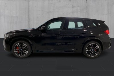 BMW iX1 xDrive30 M-Sport BMW iX1 xDrive30 M-Sport - 1