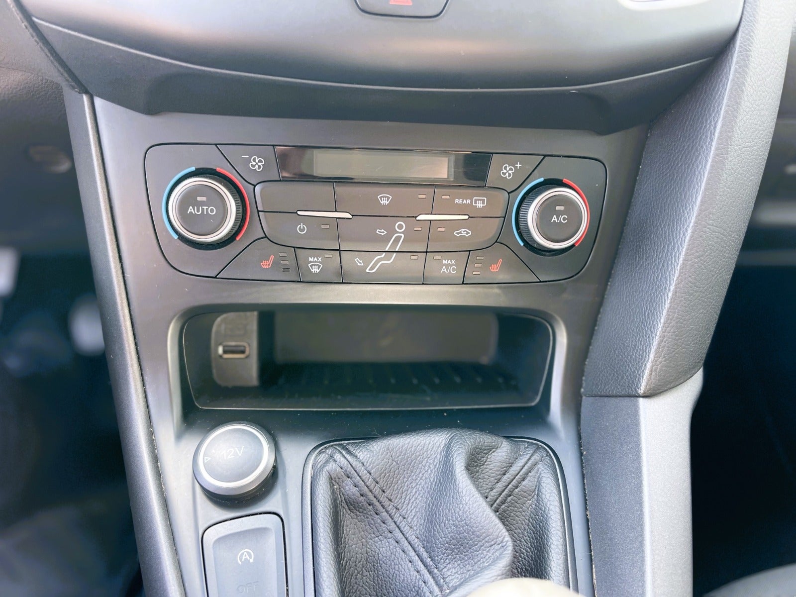 Billede af Ford Focus 1,0 SCTi 100 Titanium stc.