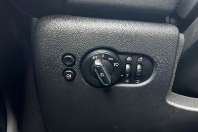 MINI Cooper SE Essential