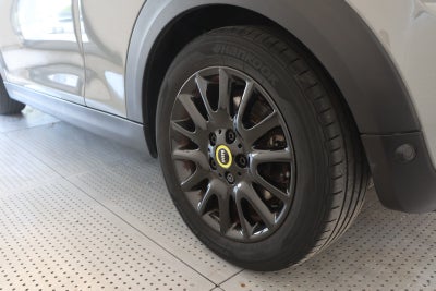 MINI Cooper SE Camden Edition