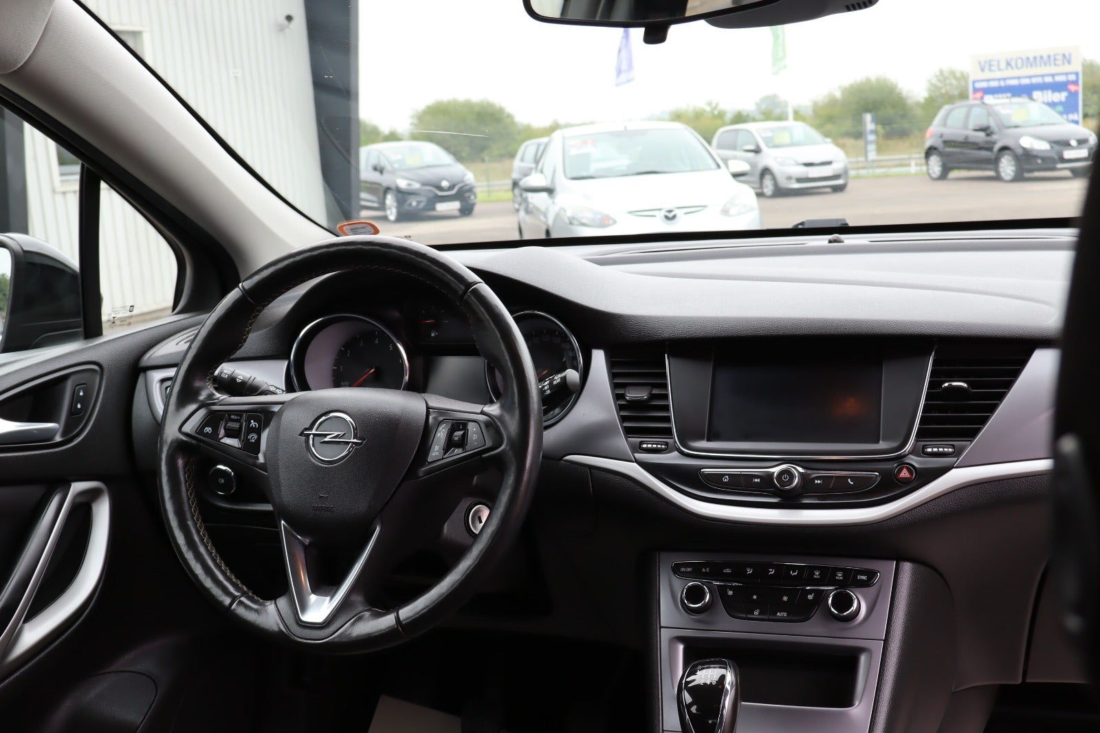 Billede af Opel Astra 1,2 T 110 Elegance Sports Tourer