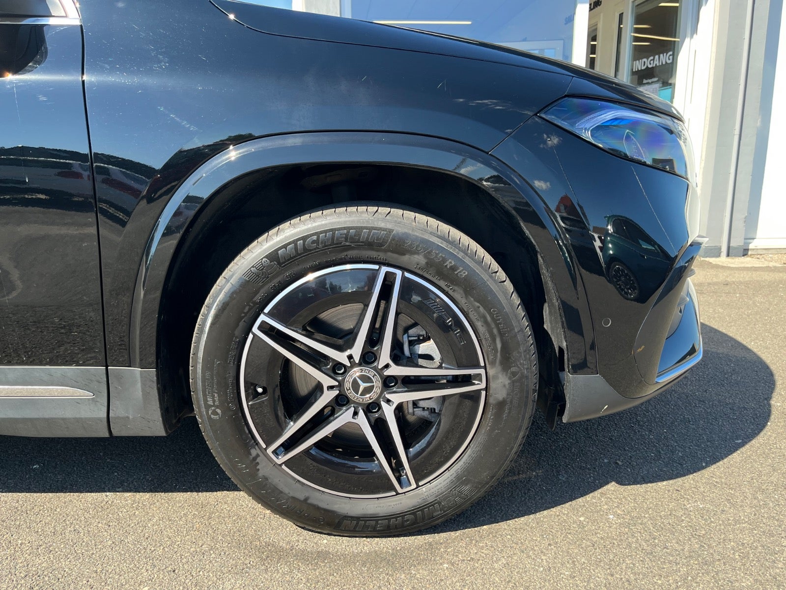 Billede af Mercedes EQA350  AMG Line 4Matic