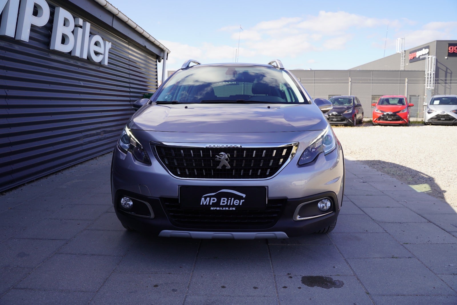 Billede af Peugeot 2008 1,6 BlueHDi 100 Selection Sky