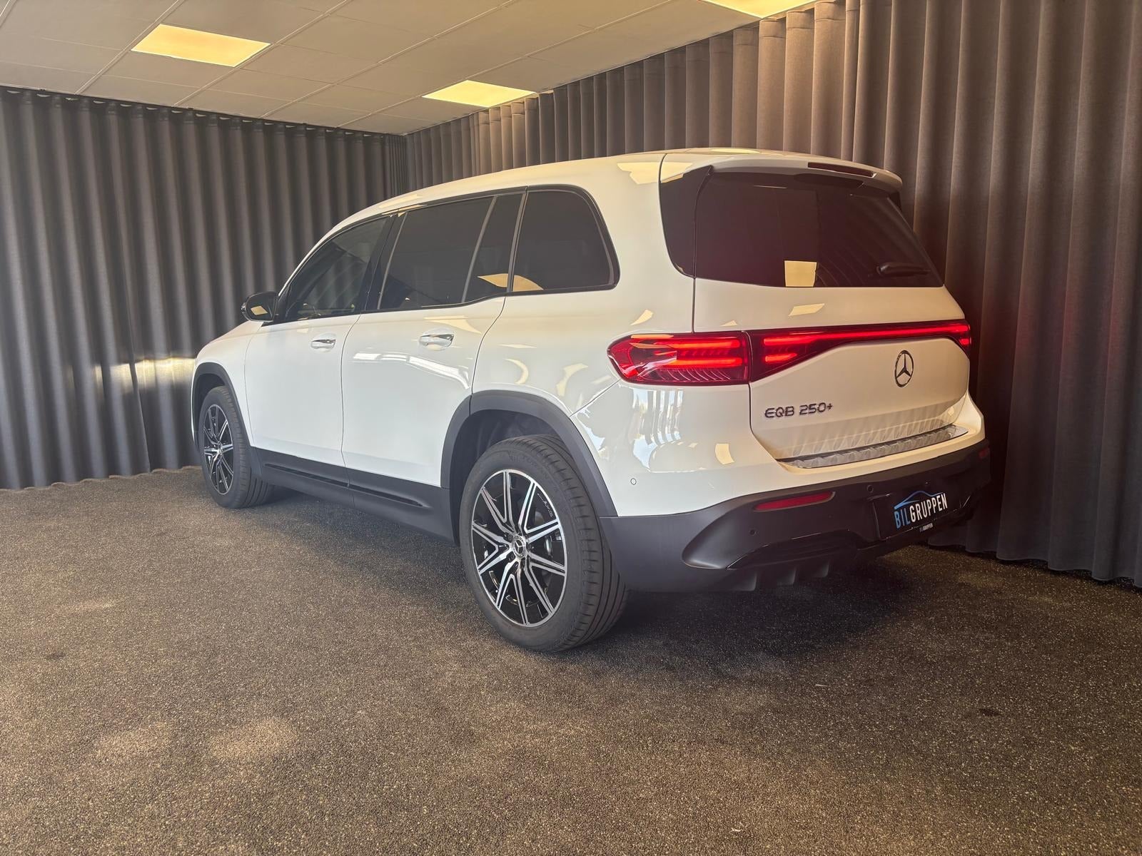 Billede af Mercedes EQB250+  AMG Line 7prs