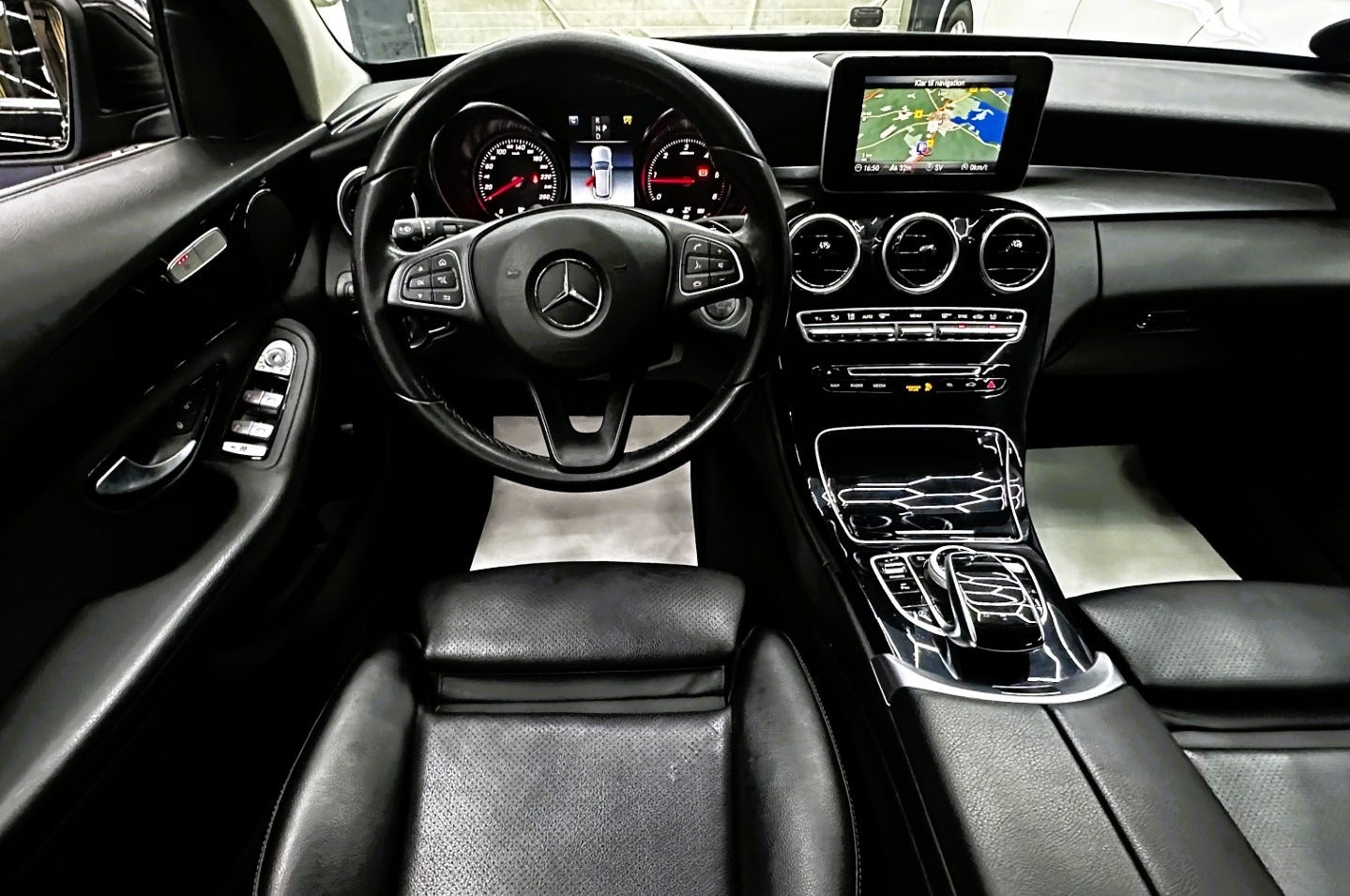 Billede af Mercedes C220 d 2,2 AMG Line stc. aut.