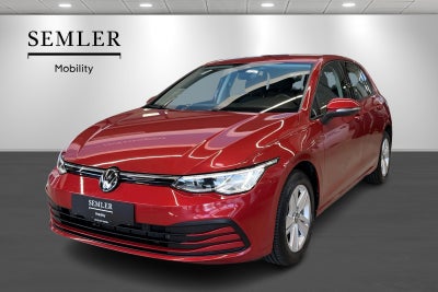 VW Golf VIII 1,5 eTSi 130 Life DSG 5d