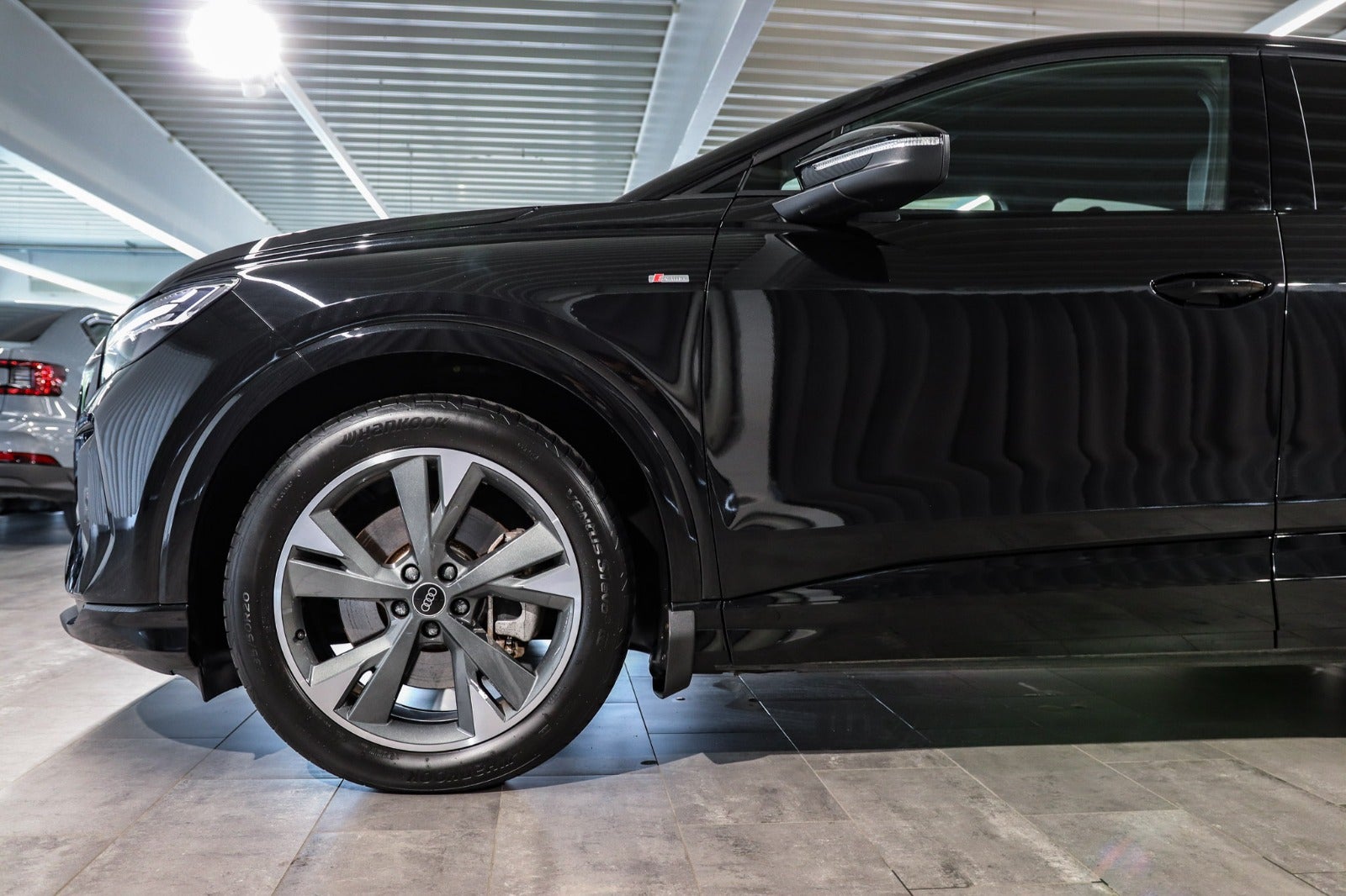Billede af Audi Q4 e-tron 45 S-line Sportback quattro