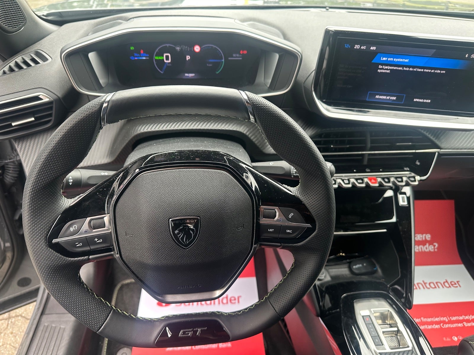 Peugeot e-2008 GT