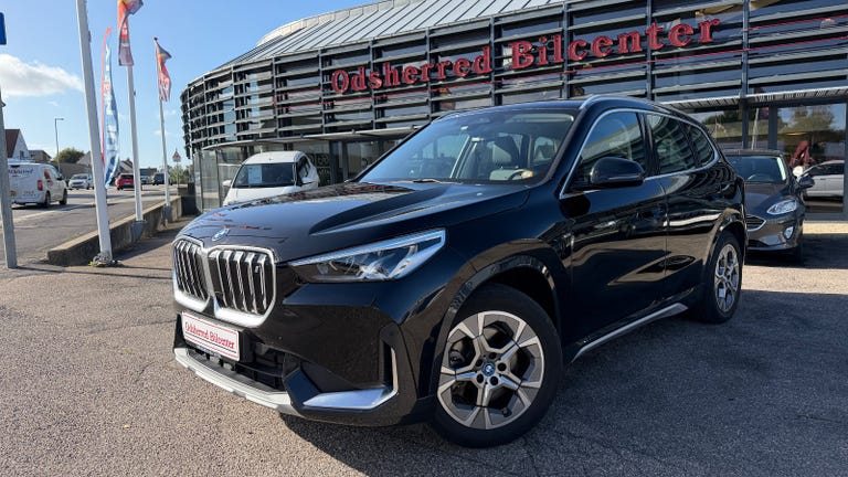 BMW iX1 xDrive30