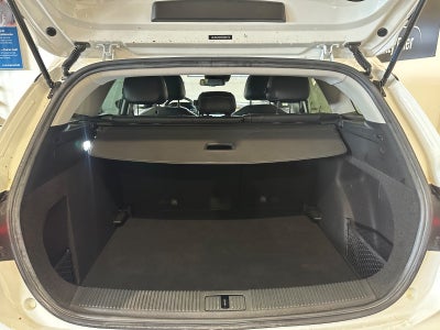 MG MG5 Luxury