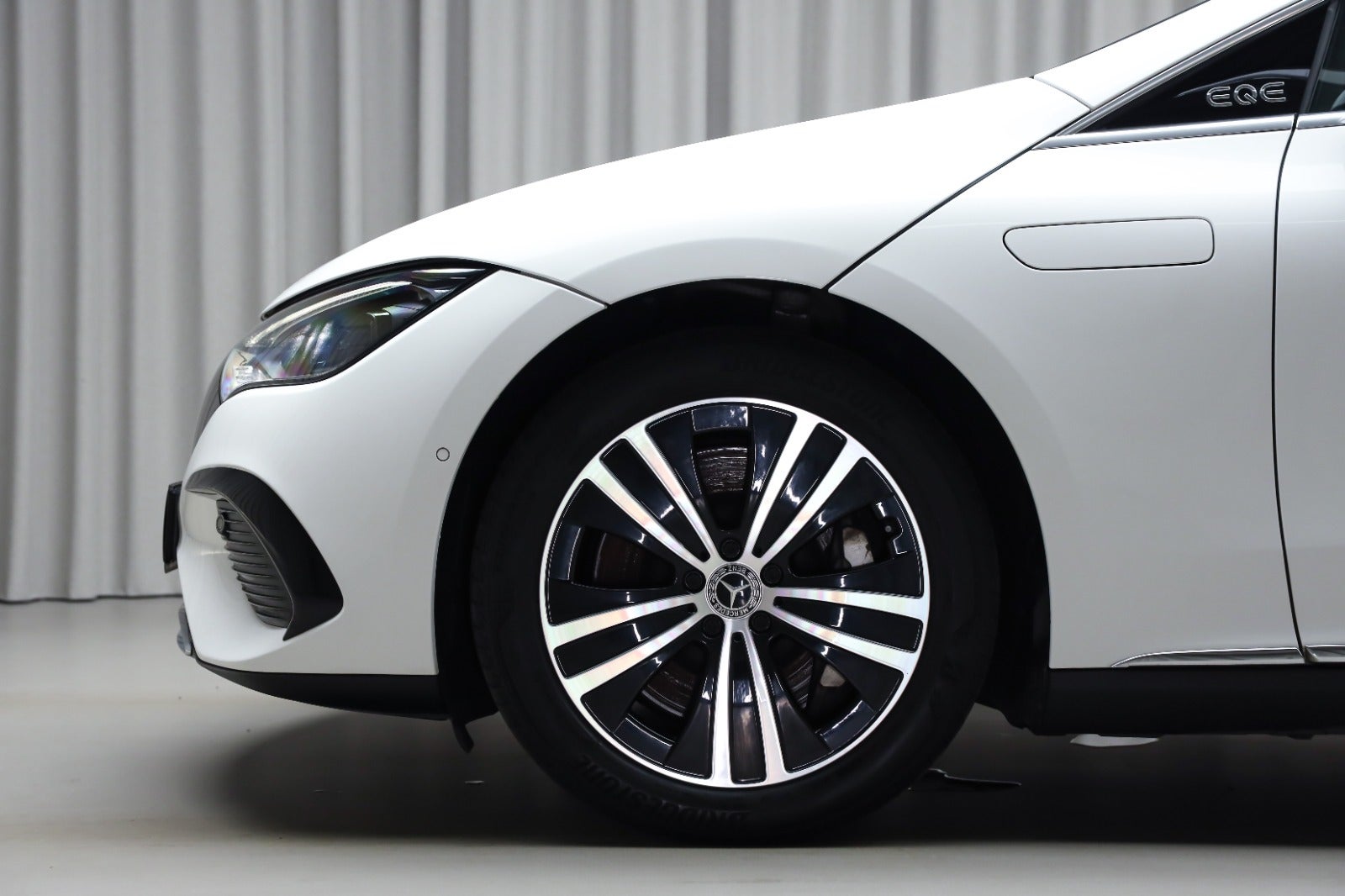 Mercedes-Benz EQE 350
