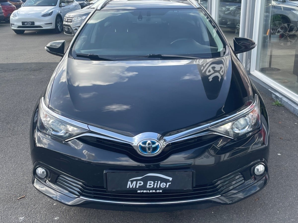 Billede af Toyota Auris 1,8 Hybrid H2 Comfort Touring Sports CVT