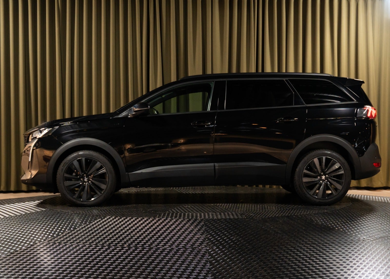 Billede af Peugeot 5008 1,2 PureTech 130 GT Black Pack EAT8 7prs