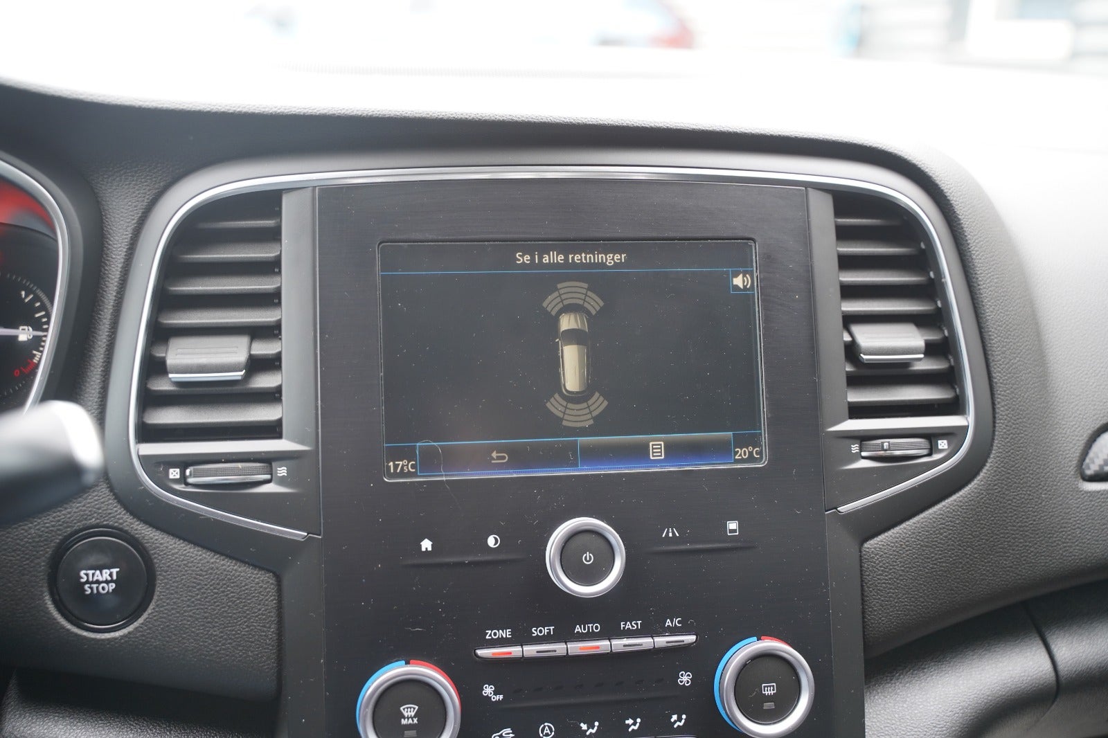 Billede af Renault Megane IV 1,2 TCe 130 Zen Sport Tourer