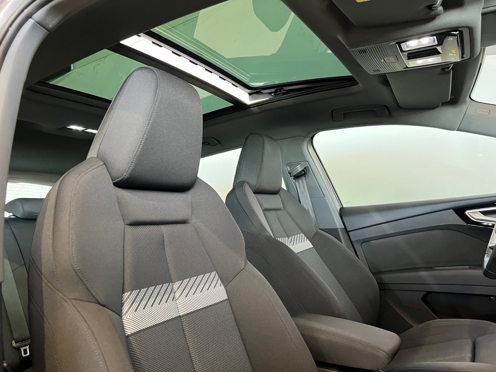 Audi Q4 e-tron Advanced