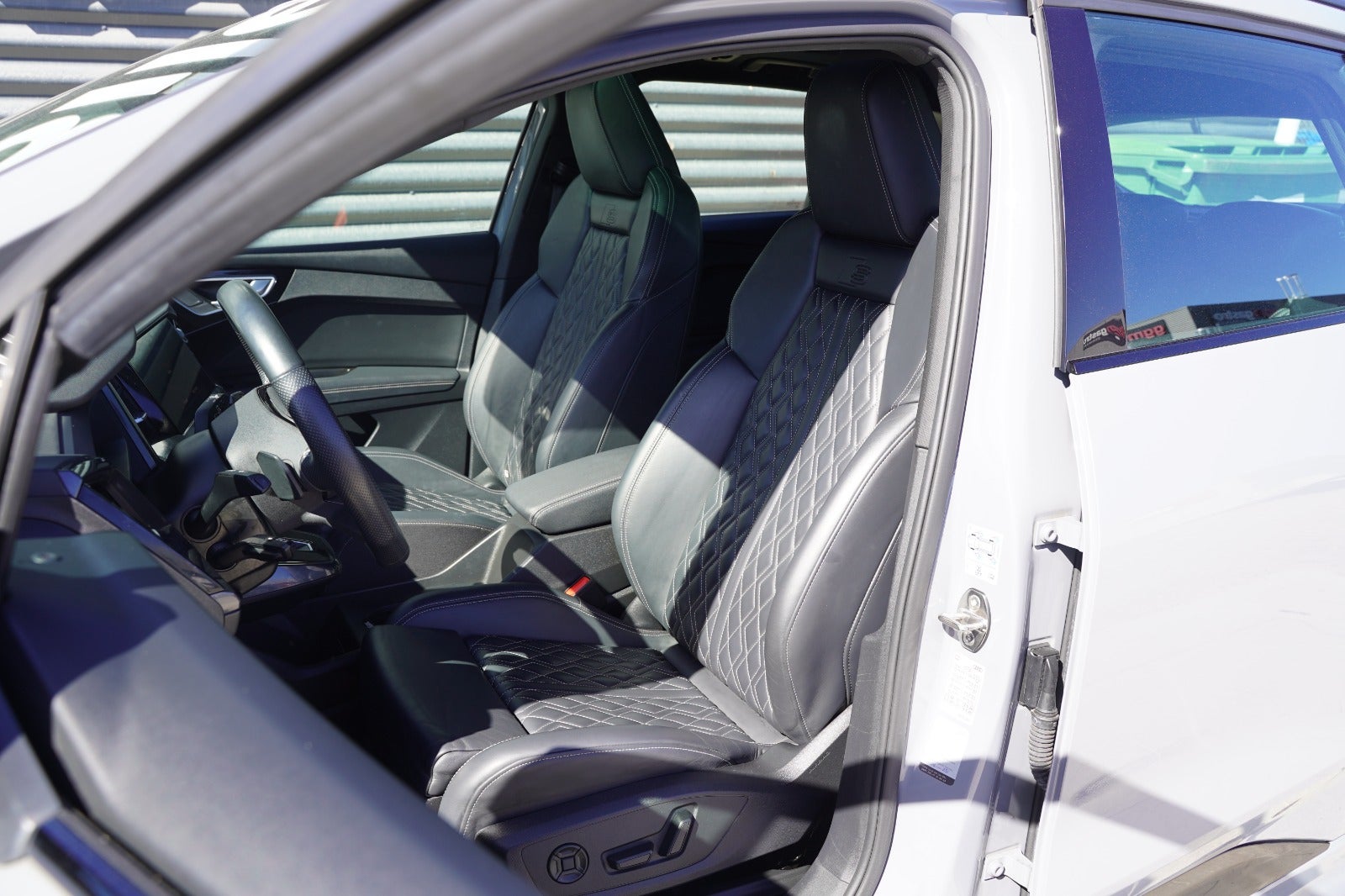 Billede af Audi Q4 e-tron 40 S-line
