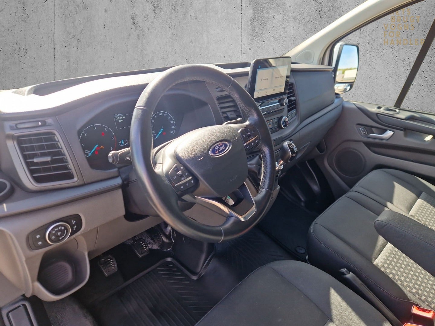 Billede af Ford Transit Custom 300L 2,0 TDCi 130 Trend
